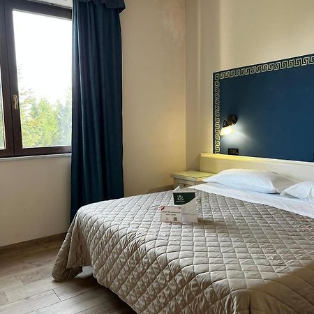 Il Grifo Hotel E Bisteccheria Toscana Montepulciano Stazione Exterior foto