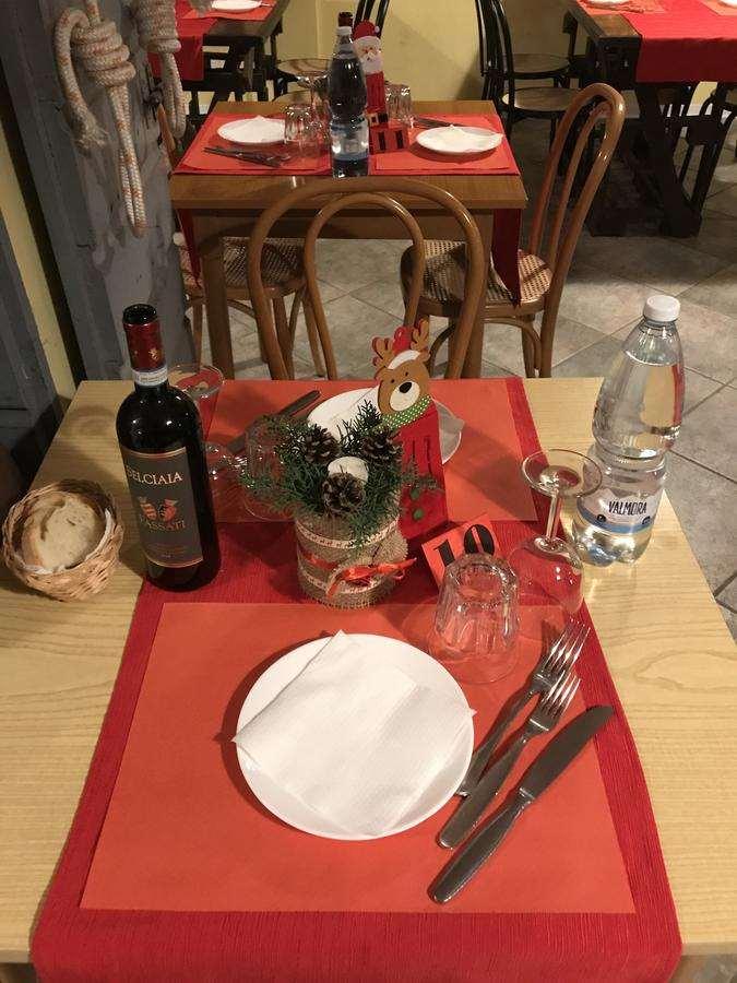 Il Grifo Hotel E Bisteccheria Toscana Montepulciano Stazione Restaurant foto