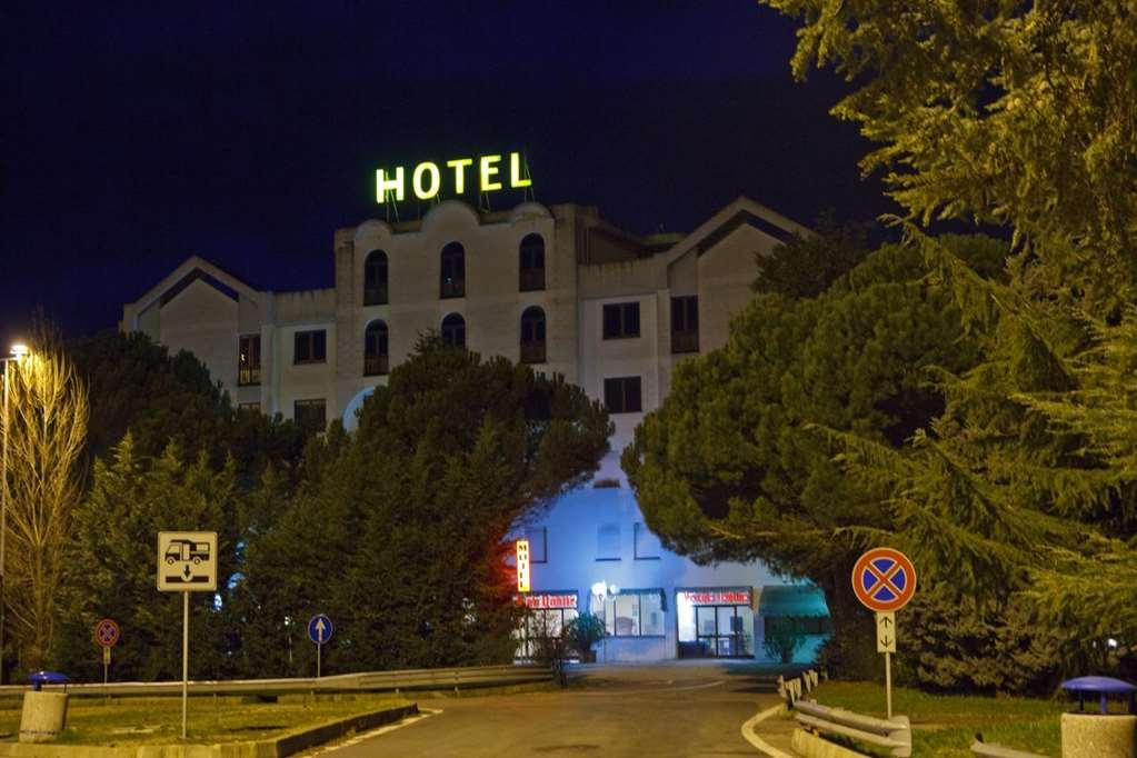 Il Grifo Hotel E Bisteccheria Toscana Montepulciano Stazione Exterior foto