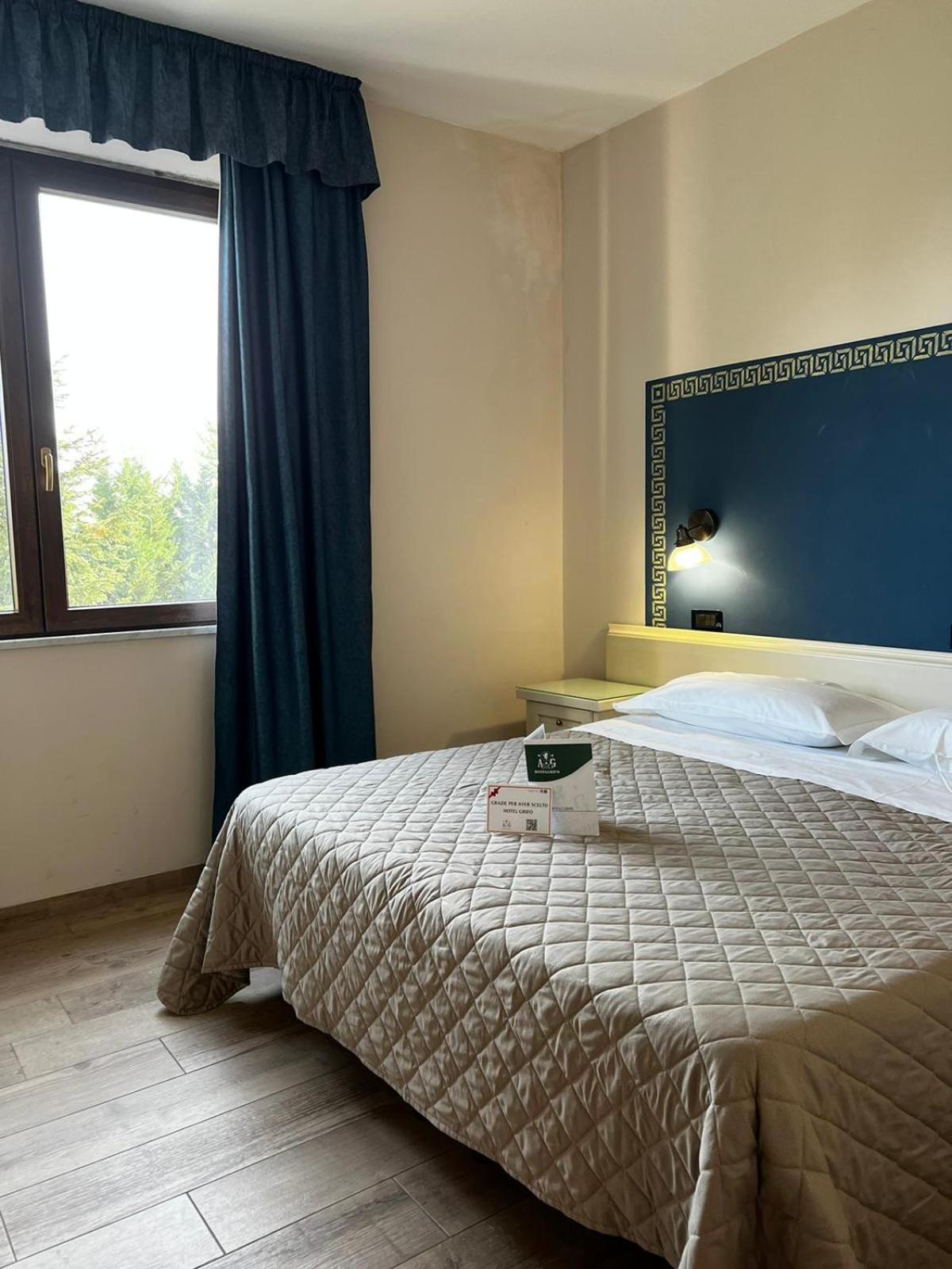 Il Grifo Hotel E Bisteccheria Toscana Montepulciano Stazione Exterior foto